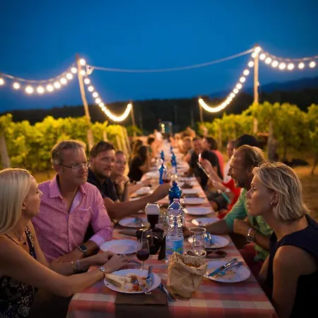 Alloggio per agriturismo Fattoria La Palagina *